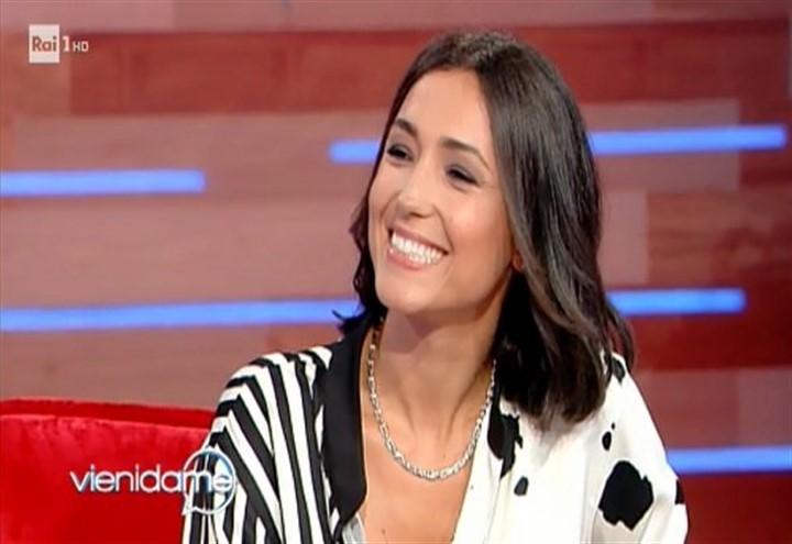 Vieni da me, Mirca Viola da Caterina Balivo: "Ho bruciato le tappe, ma lo rifarei"