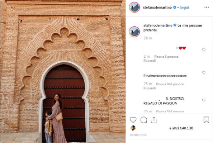 Belen Rodriguez e Stefano De Martino: vacanza insieme con Santiago