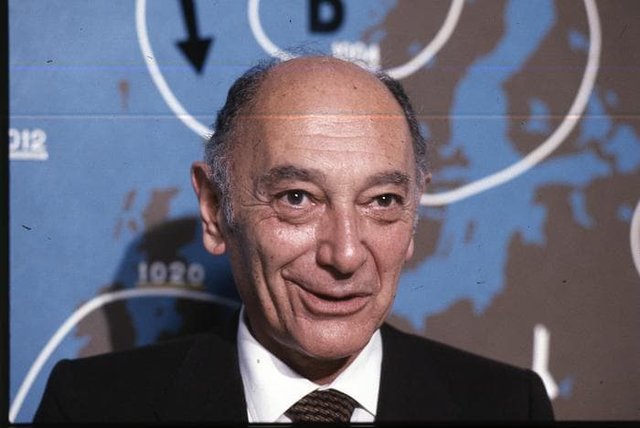 Roma, furto a casa Bernacca: rubati i cimeli del primo colonnello meteorologo