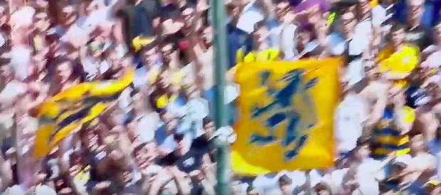 Calhanoglu colpisce il palo, ma non quello della porta...