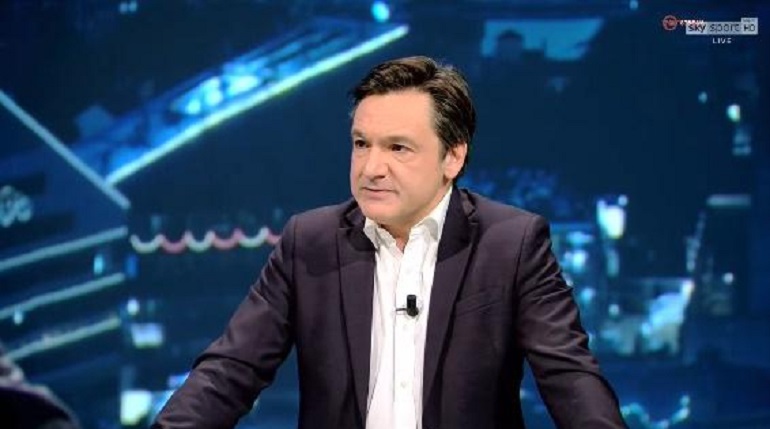 Fabio Caressa: "Meglio provare Fabbri quando la Juve è a +20". Tifosi del Milan furiosi