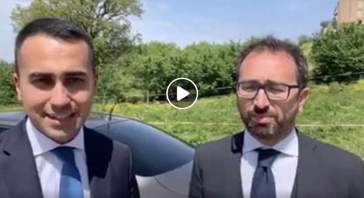 Di Maio e Bonafede, tamponamento in Autogrill: "Nulla di grave, abbiamo fatto il Cid"
