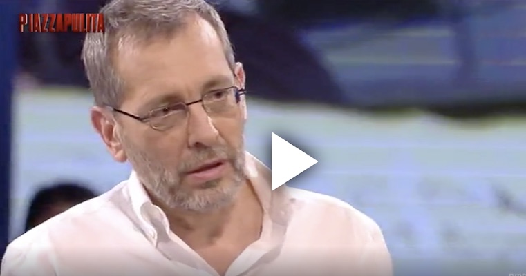 Piazza Pulita, "I rom non sono uguali a noi". Scatta l'applauso che fa paura a Formigli