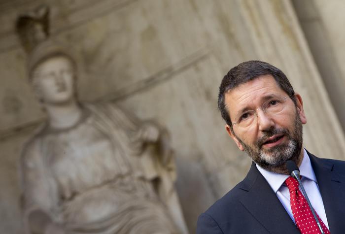 Ignazio Marino santo e martire della sinistra del peggio