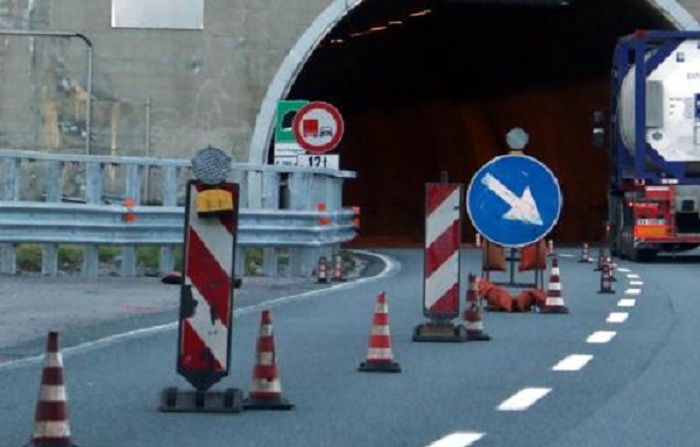 Incidente per cantiere sulla A10: disagi e km di code tra Savona e Spotorno