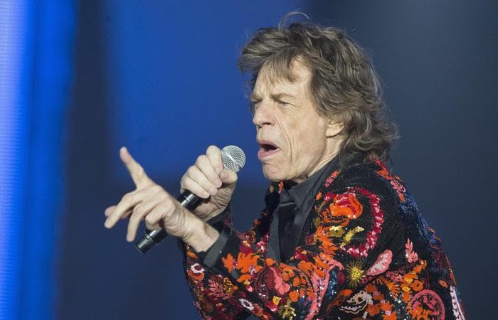 Mick Jagger, intervento al cuore e tour posticipato. Lui ringrazia e twitta: "Sto molto meglio"