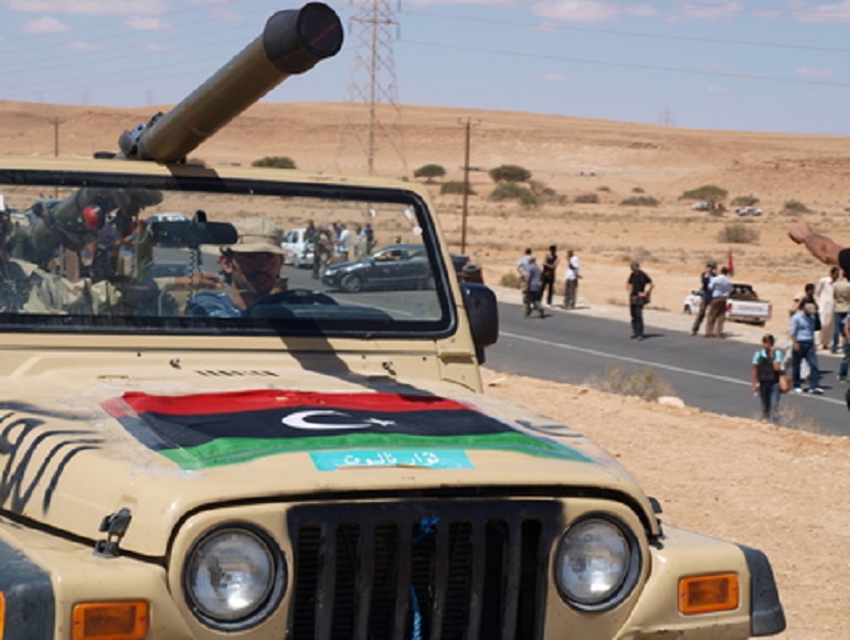 Libia, il dossier degli 007: "Seimila profughi pronti a partire per l'Italia" (fonte Ansa)