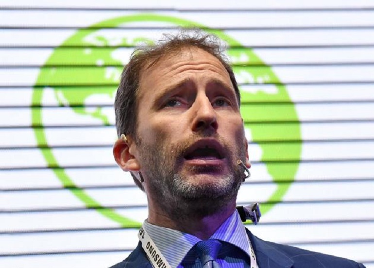 M5S, 50mila euro di multa a Rousseau: Il Garante: "Il voto è manipolabile" (foto Ansa)