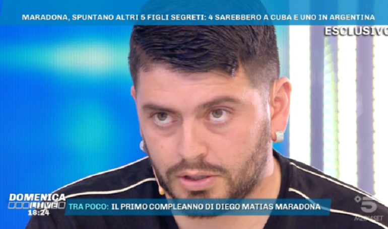 Domenica Live, Maradona Jr: "Mio padre ha altri cinque figli? In quegli anni..."