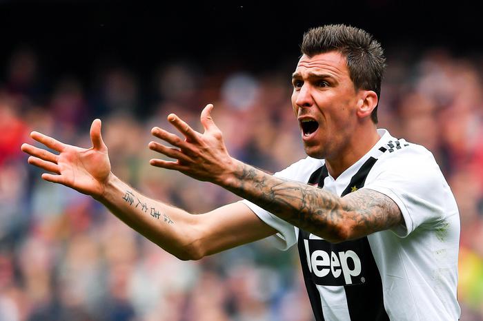 Mario Mandzukic rinnova il contratto con la Juventus fino al 2021