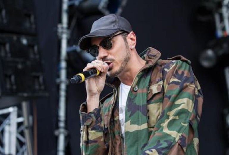 Mance ai rider? Marracash si difende: "Io nella lista ma ho sempre dato la mancia" (foto Ansa)