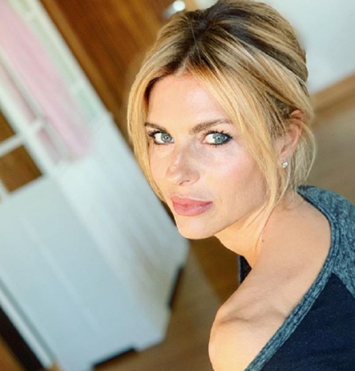 Martina Colombari: "Sono malata? No, semplicemente sono magra" (foto Instagram)