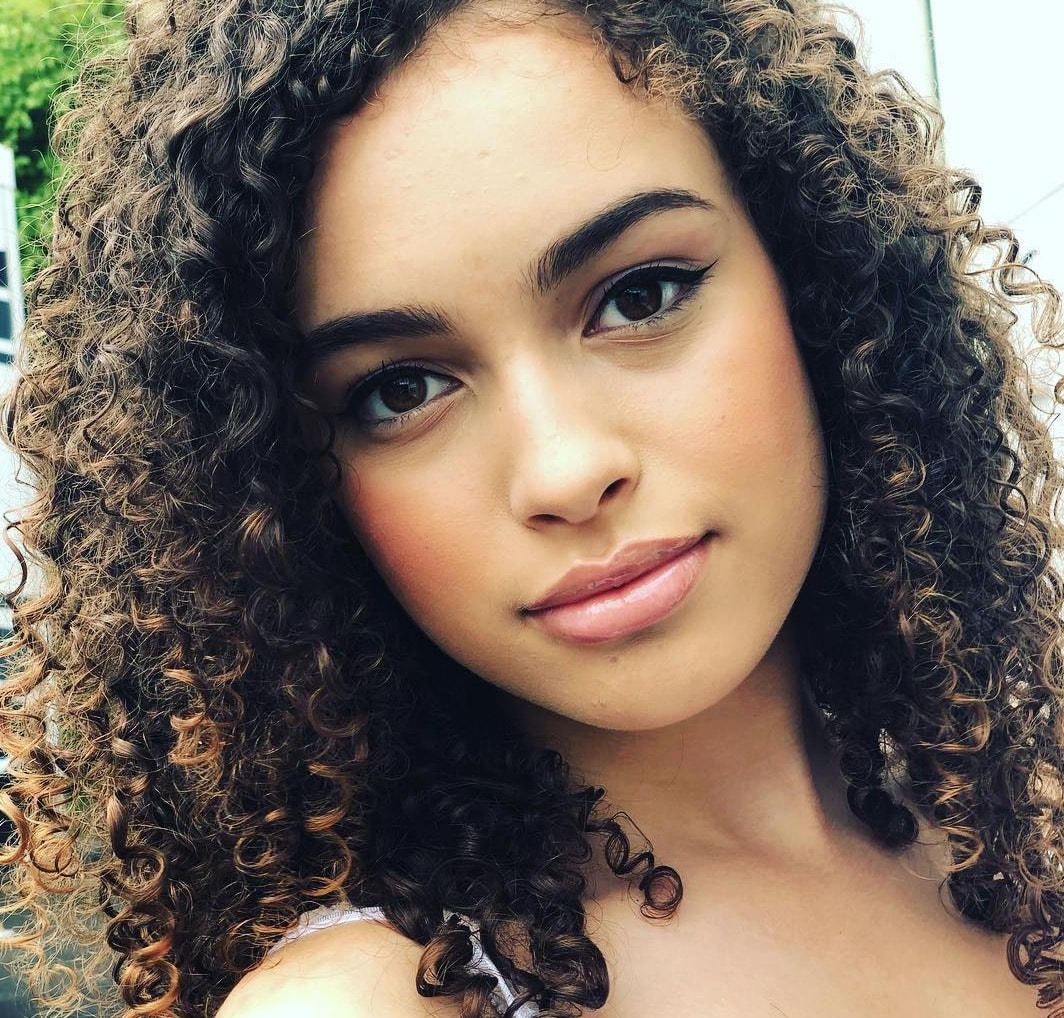 Mya-Lecia Naylor è morta: la star della tv per bambini aveva solo 16 anni