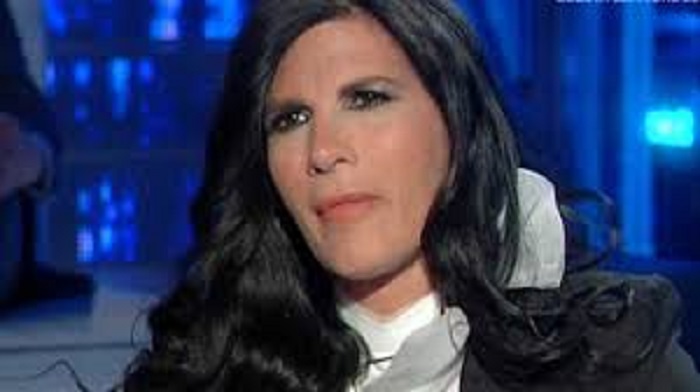 Live Non è la D'Urso: Pamela Prati, rissa in diretta tra l'agente e Ciacci