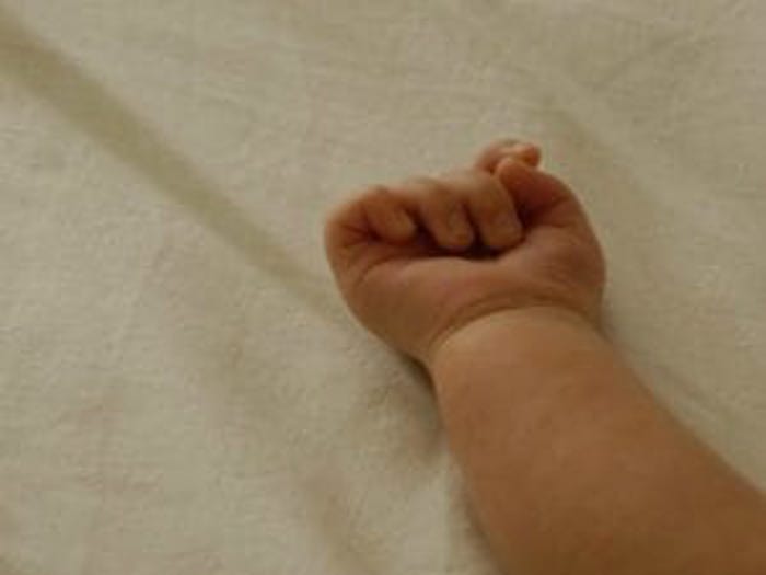 Bari, bimbo morto dopo parto in casa: indaga la Procura