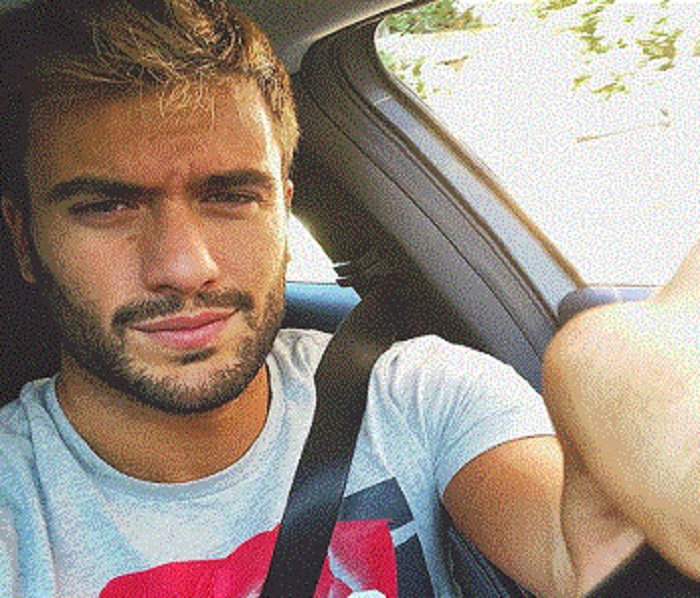 Pierpaolo Pretelli, incidente in macchina per l'ex velino di Striscia la Notizia