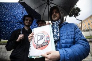 Europee 2019, i simboli al Viminale: Internettiani, Sacro Romano Impero, Poeti, Partito Pirata5