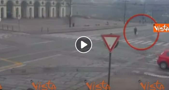 Torino: Said Mechaquat raggiunge il lungo Po dove verrà ucciso Stefano Leo VIDEO