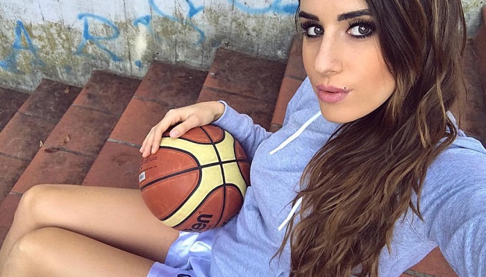 Grande Fratello, Valentina Vignali parla del suo ex: "Mi arresteranno prima o poi"