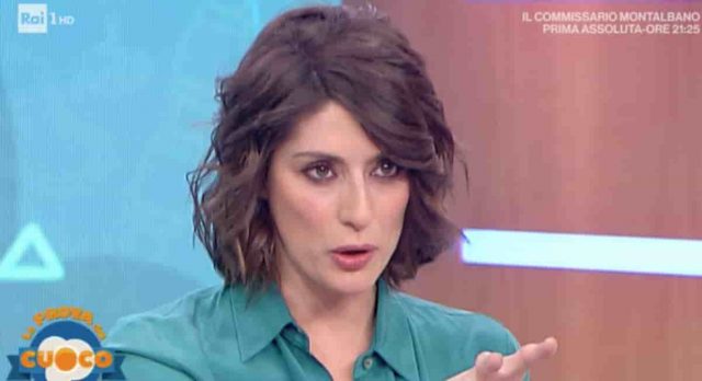 elisa isoardi cachet