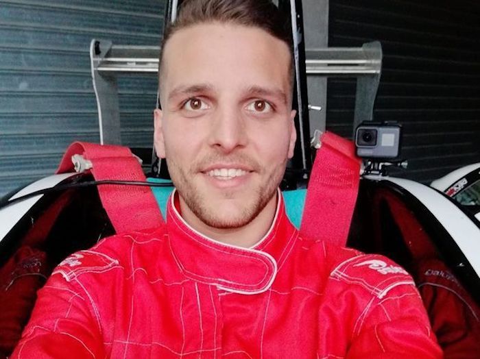 Genova, vede il ladro e lo insegue in moto: Andrea Corsini cade e muore a 25 anni