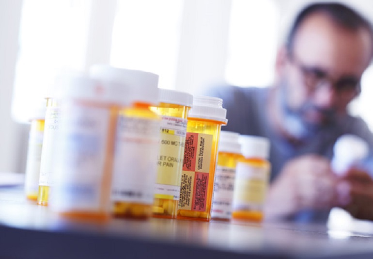 Antibiotici nei fiumi, superato il livello di sicurezza di oltre 300 volte. Il fiume più inquinato in Bangladesh (foto d'archivio Ansa)