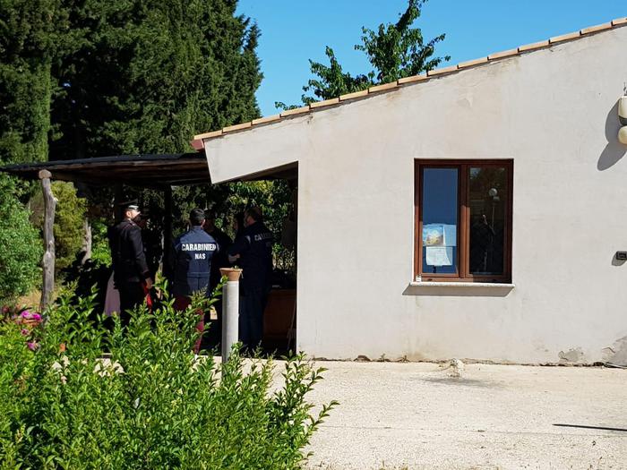 Villacidro (Cagliari), scoperto un asilo abusivo per i figli di genitori no-vax