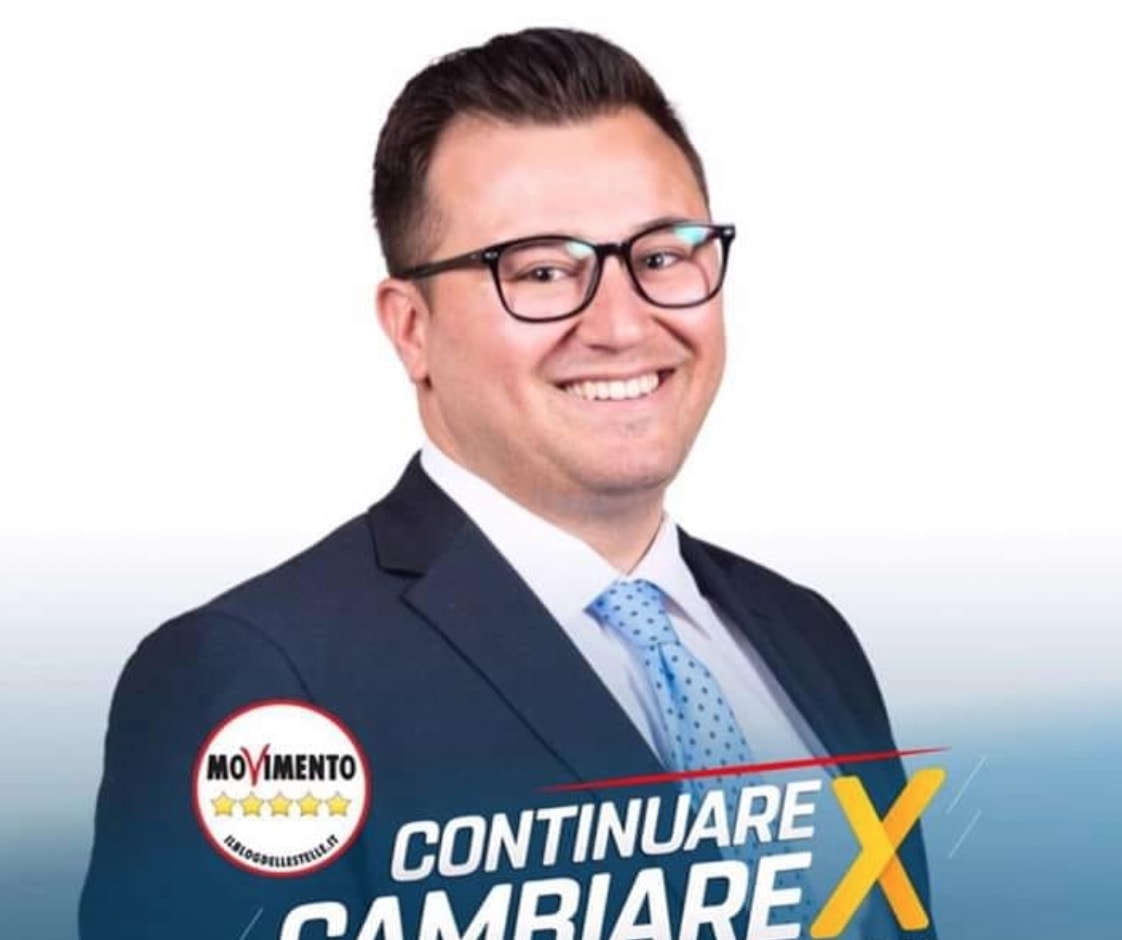 Vito Avallone (M5s): "Salvini mi ha bloccato su Facebook"