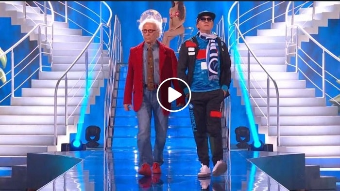 Ciao Darwin, Raffaele Auriemma canta Malafemmena. E Mughini: "Sono 8 anni che..."