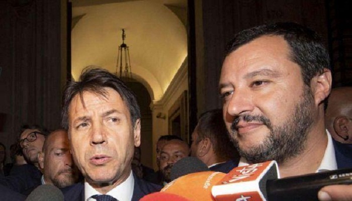 Aumento Iva, Conte: "Difficile evitarlo". Salvini: "Mi rifiuto". E intanto lo Spread...