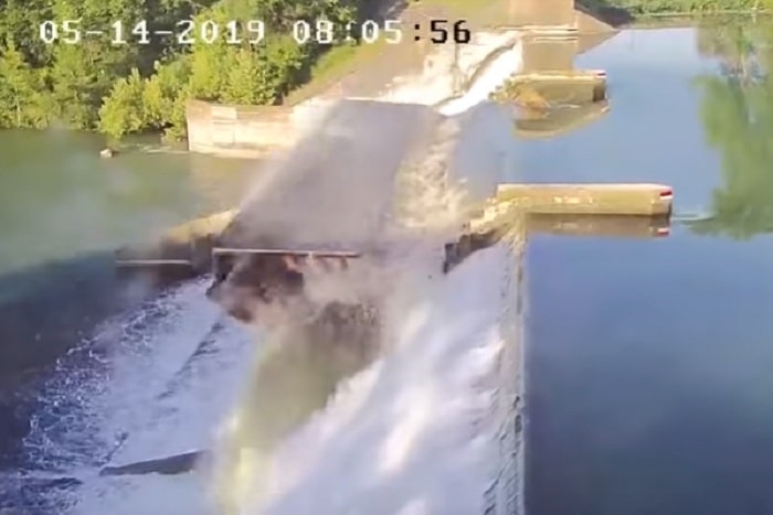 texas diga crolla lago si prosciuga