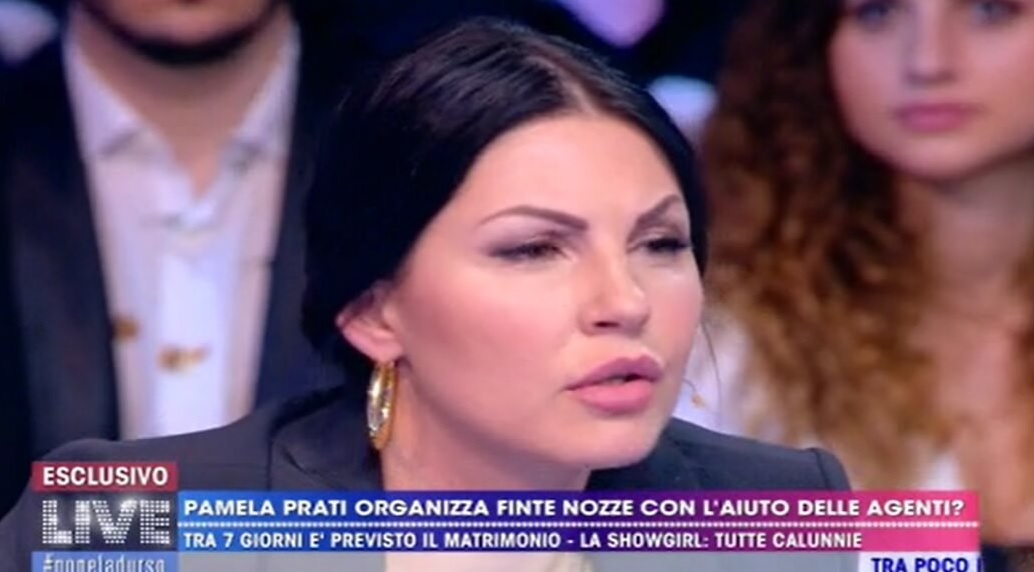 Non è la d'Urso, l'agente di Pamela Prati: "Ha avuto dei problemi al cuore"