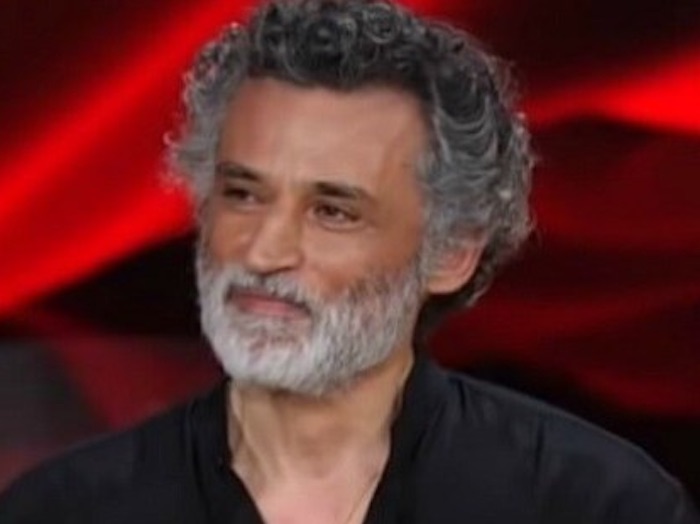 Vieni da Me, Enrico Lo Verso: "Mi è rimasta la sindrome di Zorro da quando ero piccolo"