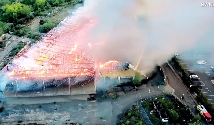 gran bretagna mega incendio