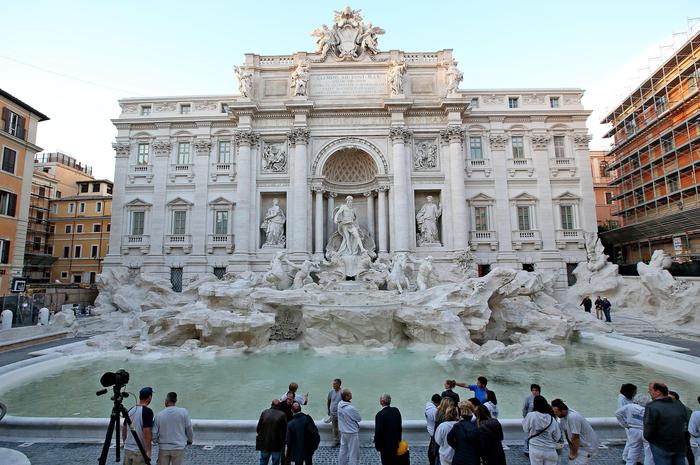 fontana di trevi