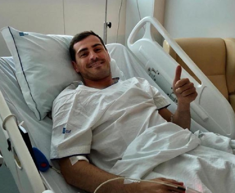 Iker Casillas, tre mesi di stop e poi... E poi si vedrà. Torna o lascia il calcio? (foto Ansa)