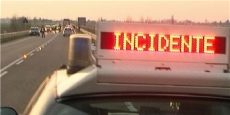 Sandrigo, frontale auto-tir sulla provinciale: morta una donna di 68 anni