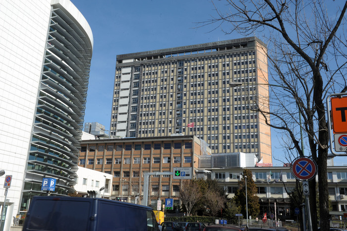 Orbassano, ragazza incinta investita: preso il presunto pirata della strada