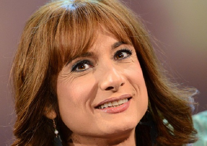 Grande Fratello, Vladimir Luxuria: "Un giorno ero in paese vestita da donna, passò mio padre..."