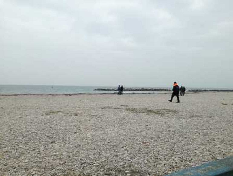 Nettuno, trovato uomo morto in spiaggia: indagini in corso (foto d'archivio Ansa)