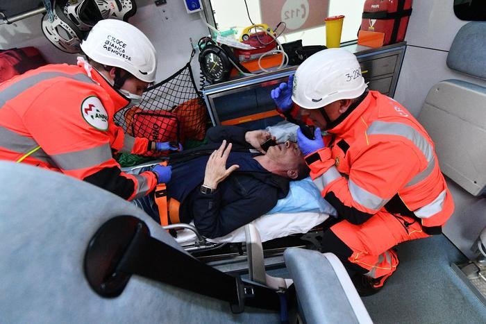 Casapound a Genova, 2 inchieste su manifestanti e polizia. Procuratore: "Assurdo picchiare un giornalista"