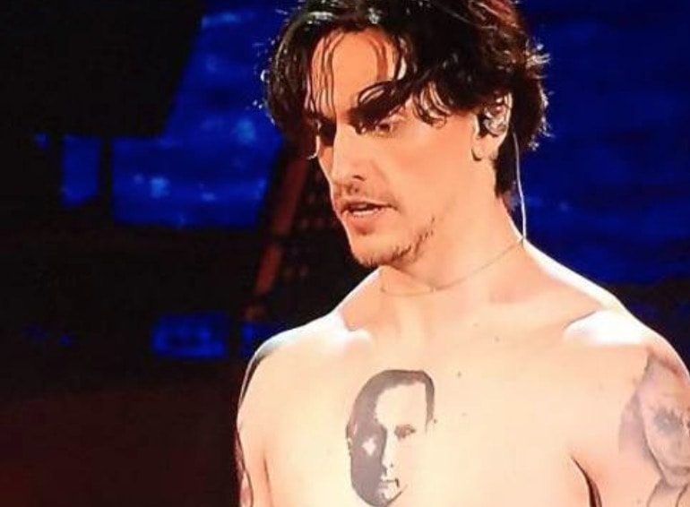 Sergei Polunin all'Arena di Verona per Romeo+Giulietta. La comunità gay: "E' omofobo"
