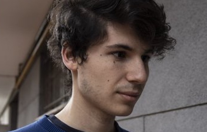 Roma: Riccardo Zaccaro, 22 anni, libera coppia di anziani da incendio. Due anni fa salvò un aspirante suicida