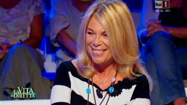 La Vita in diretta, Rita Dalla Chiesa gaffe: "Mi sarebbe piaciuta una botta e via"