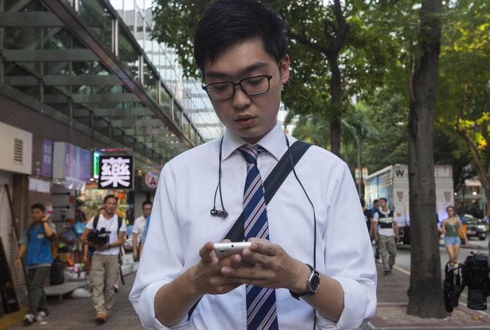 New York: multe se mandi il messaggio via smartphone mentre cammini