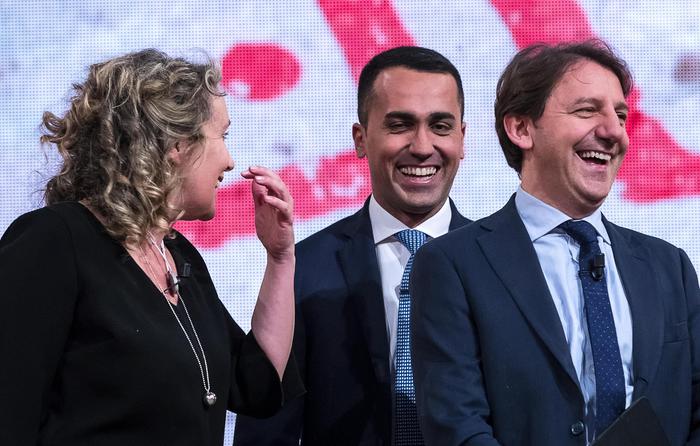 Reddito di cittadinanza: Tridico lancia il camper Inps a caccia degli esclusi. Contromano