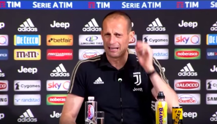 Juventus, Allegri cambia look: eccolo rasato a zero in conferenza stampa