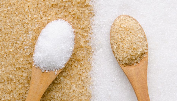 Zucchero di canna fa più dieta di quello bianco? E' una mezza bufala