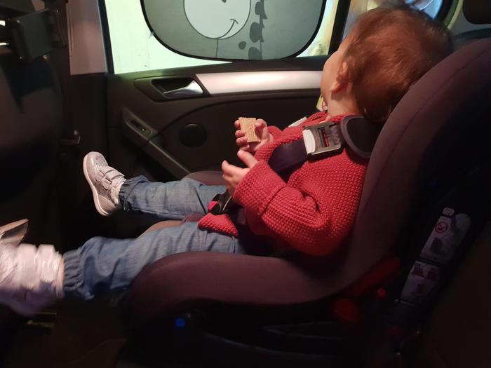 Marmirolo bimbo auto