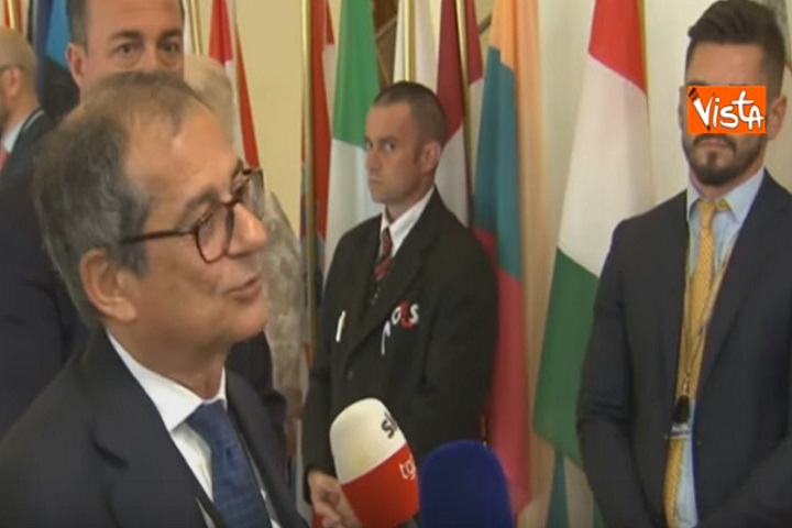 Tria: “Nessuna lite con Salvini su flat tax. Qualcuno inventa le notizie...” VIDEO